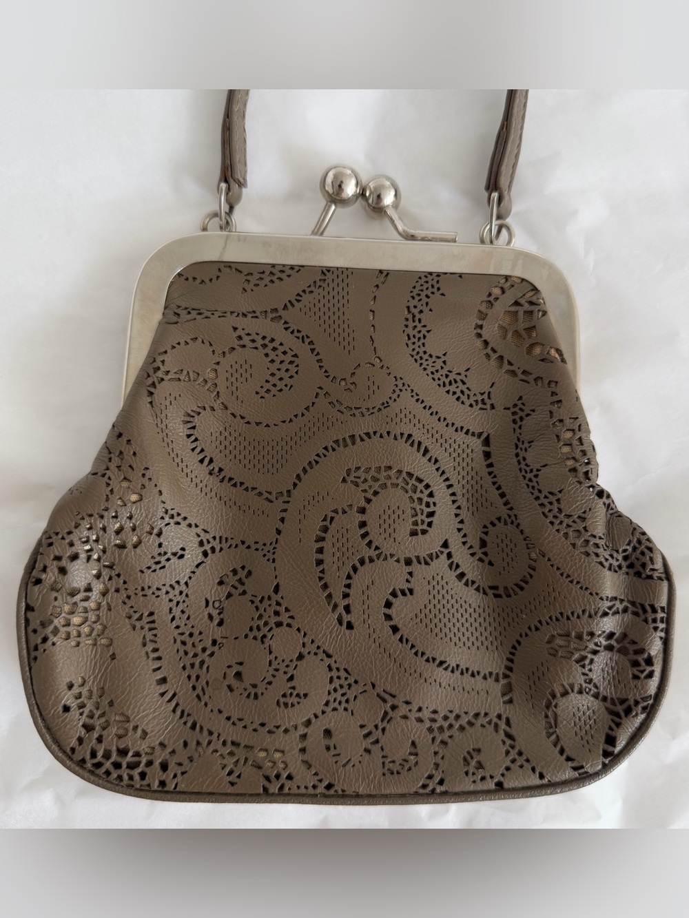 Vintage JIGSAW Khaki Lacework Leather Mini Handbag with Kiss-Lock closure.